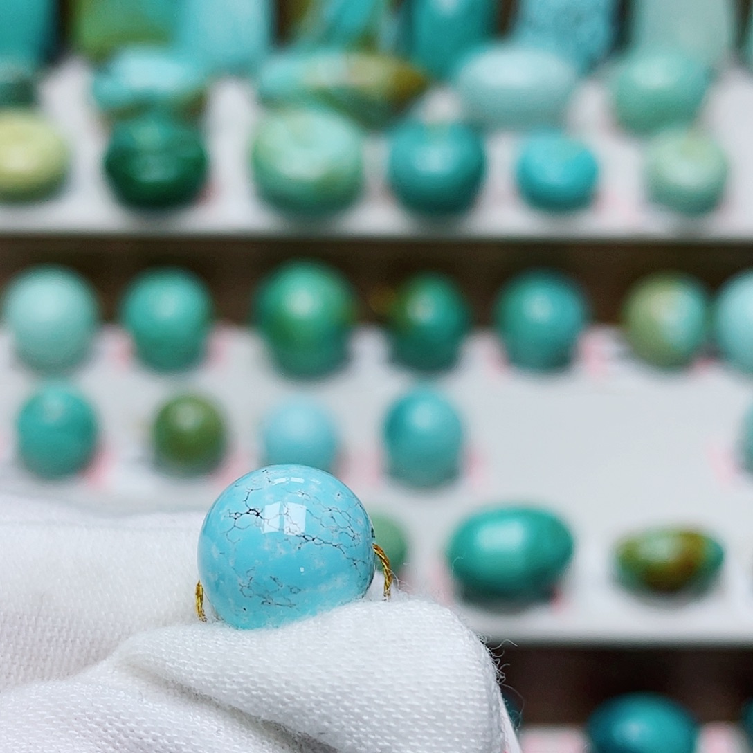 心***二绿松石未镶嵌珠宝奇石