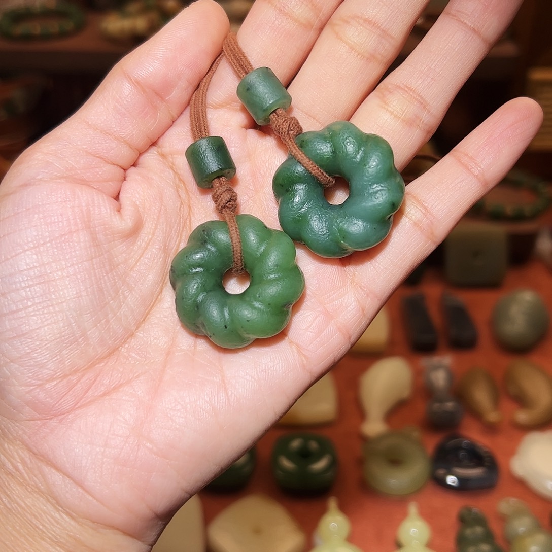 和田玉未镶嵌颈饰任选其一