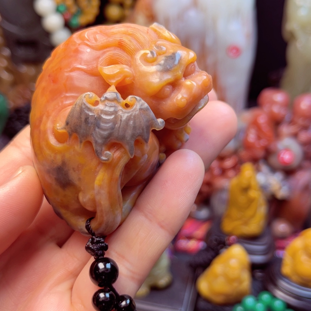 寿山石貔貅手玩件