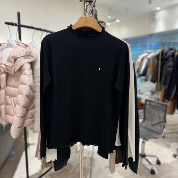 韩代纯色简约半高领木耳边设计休闲韩系百搭极细羊毛针织衫