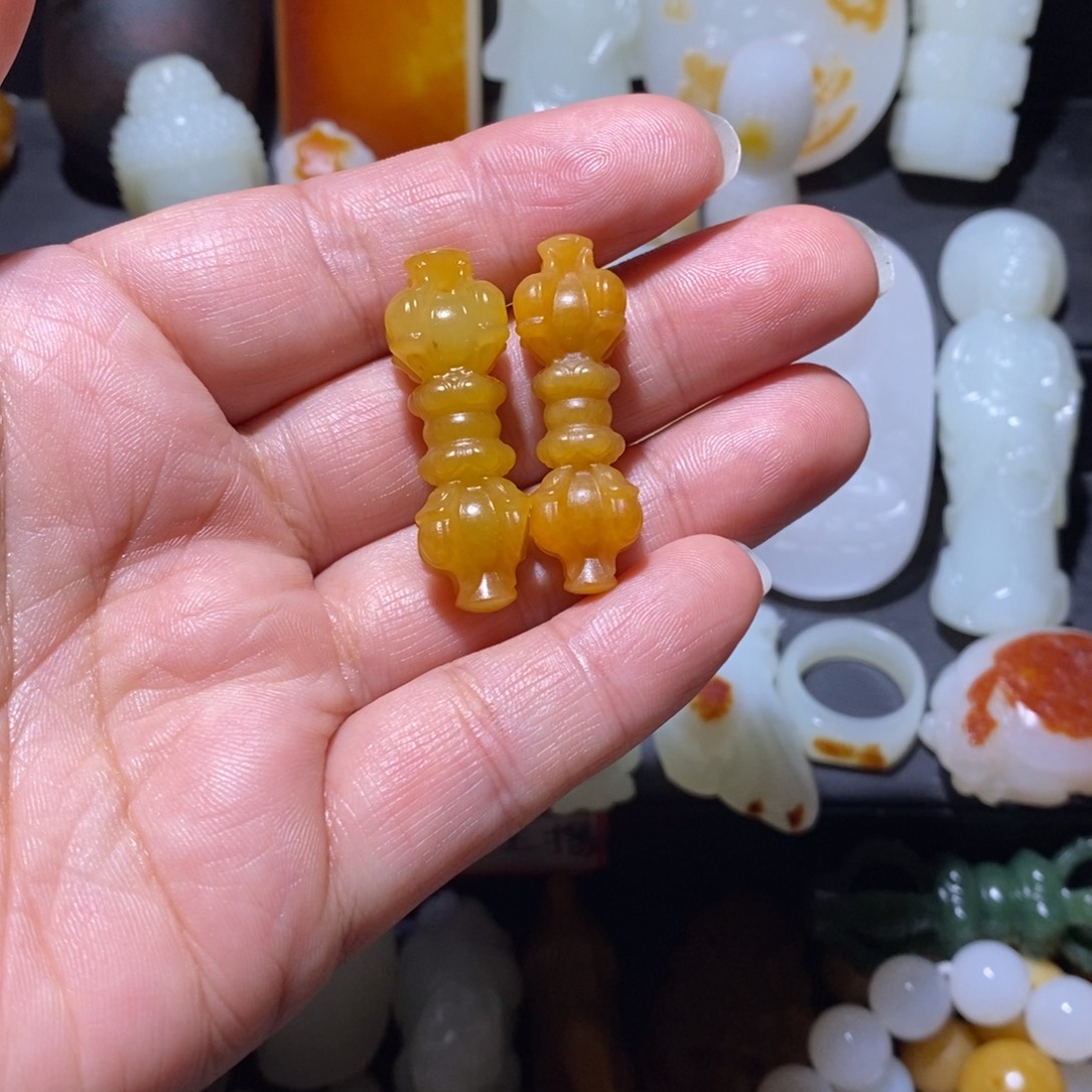 無***后和田玉未镶嵌颈饰