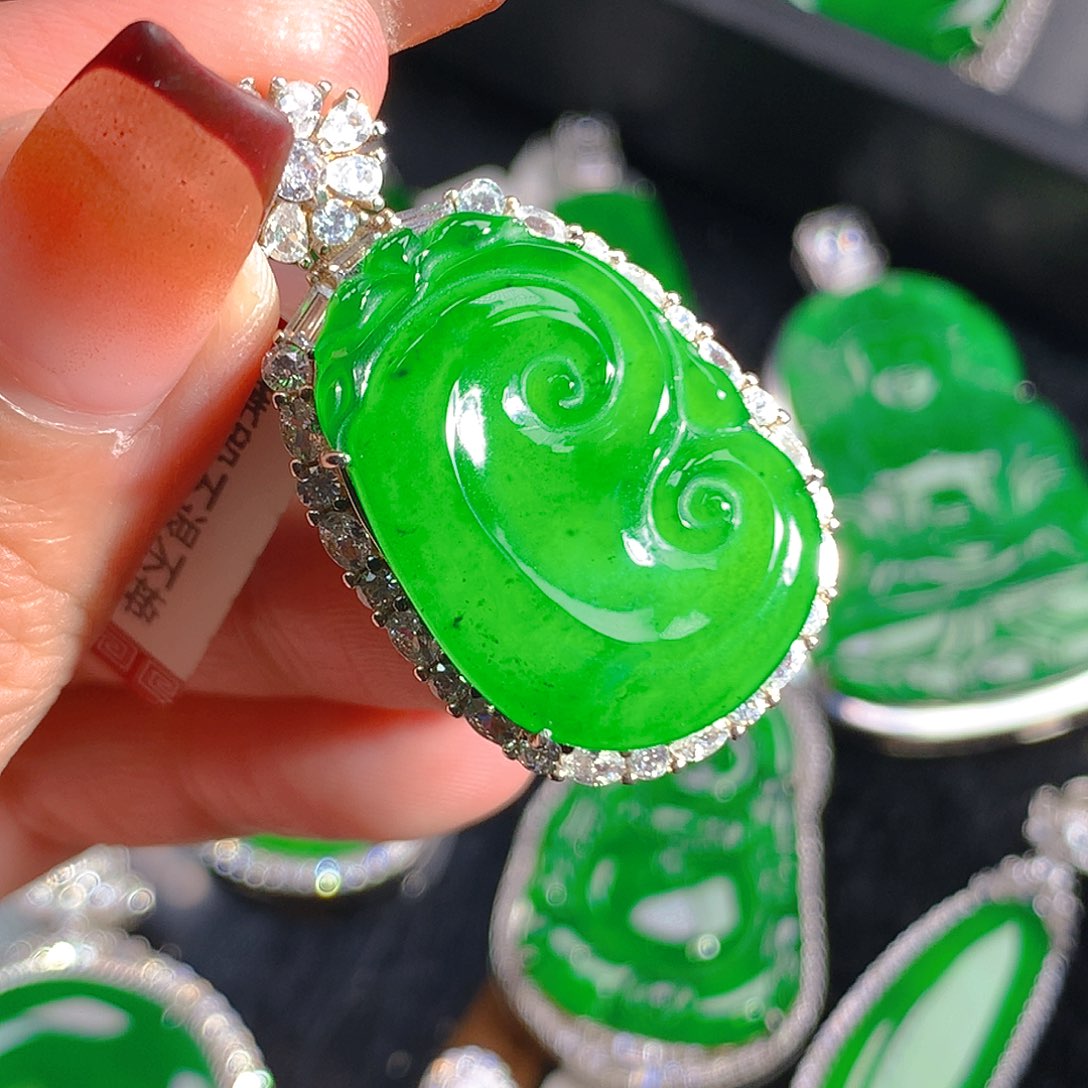 翡翠吊坠(不含链)未镶嵌