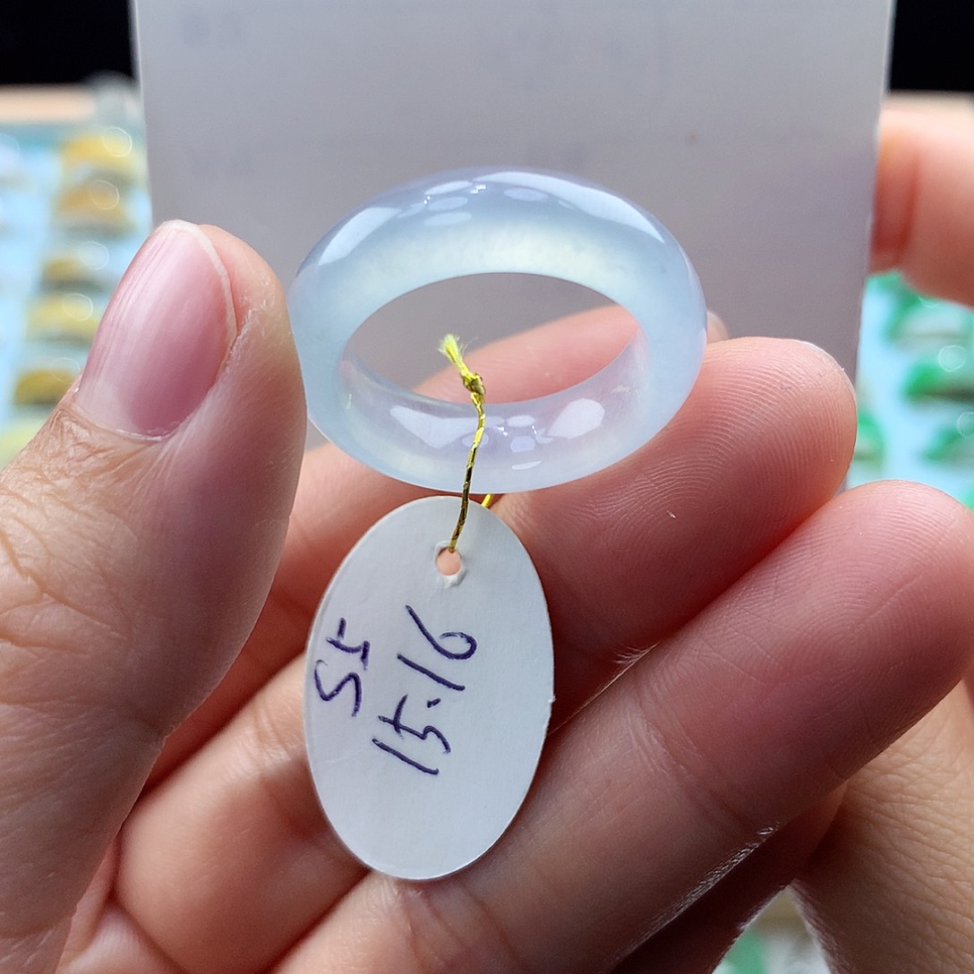 翡翠戒指未镶嵌1516圈