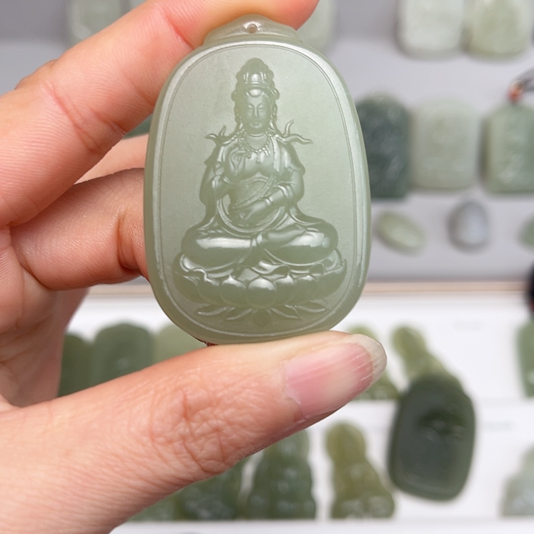 和田玉颈饰未镶嵌知****7