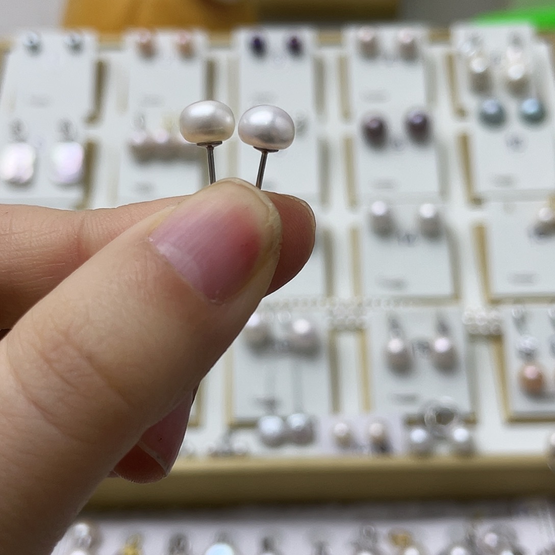 欣***️耳饰淡水珍珠银S925镶嵌
