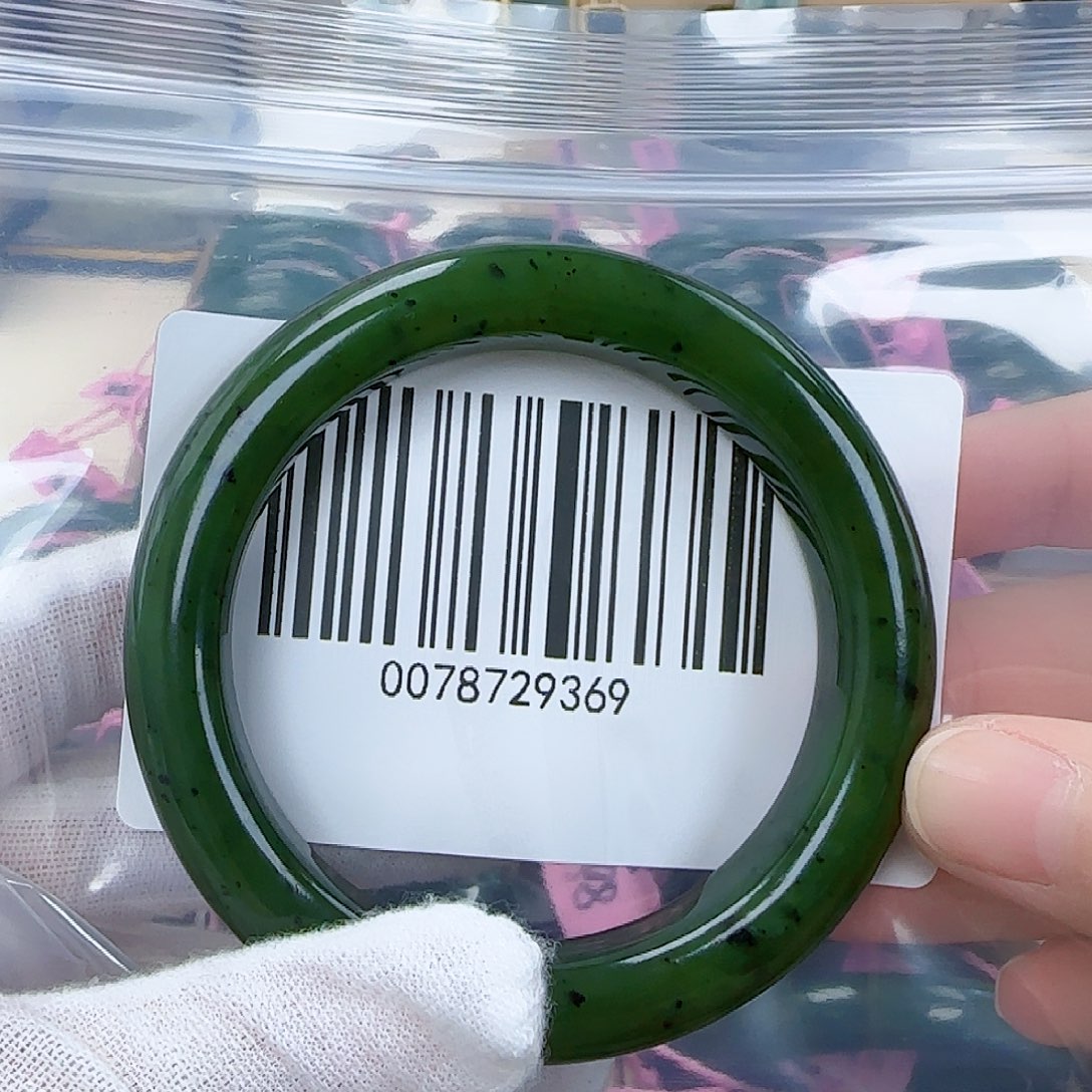 和田玉（碧玉）手镯未镶嵌56.5