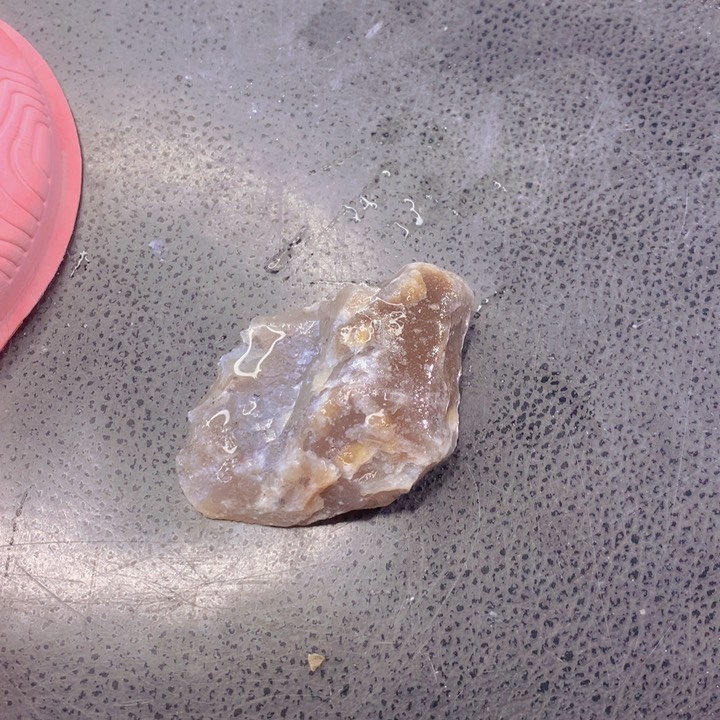 和田玉（糖玉）和田玉原石未镶嵌王***爷