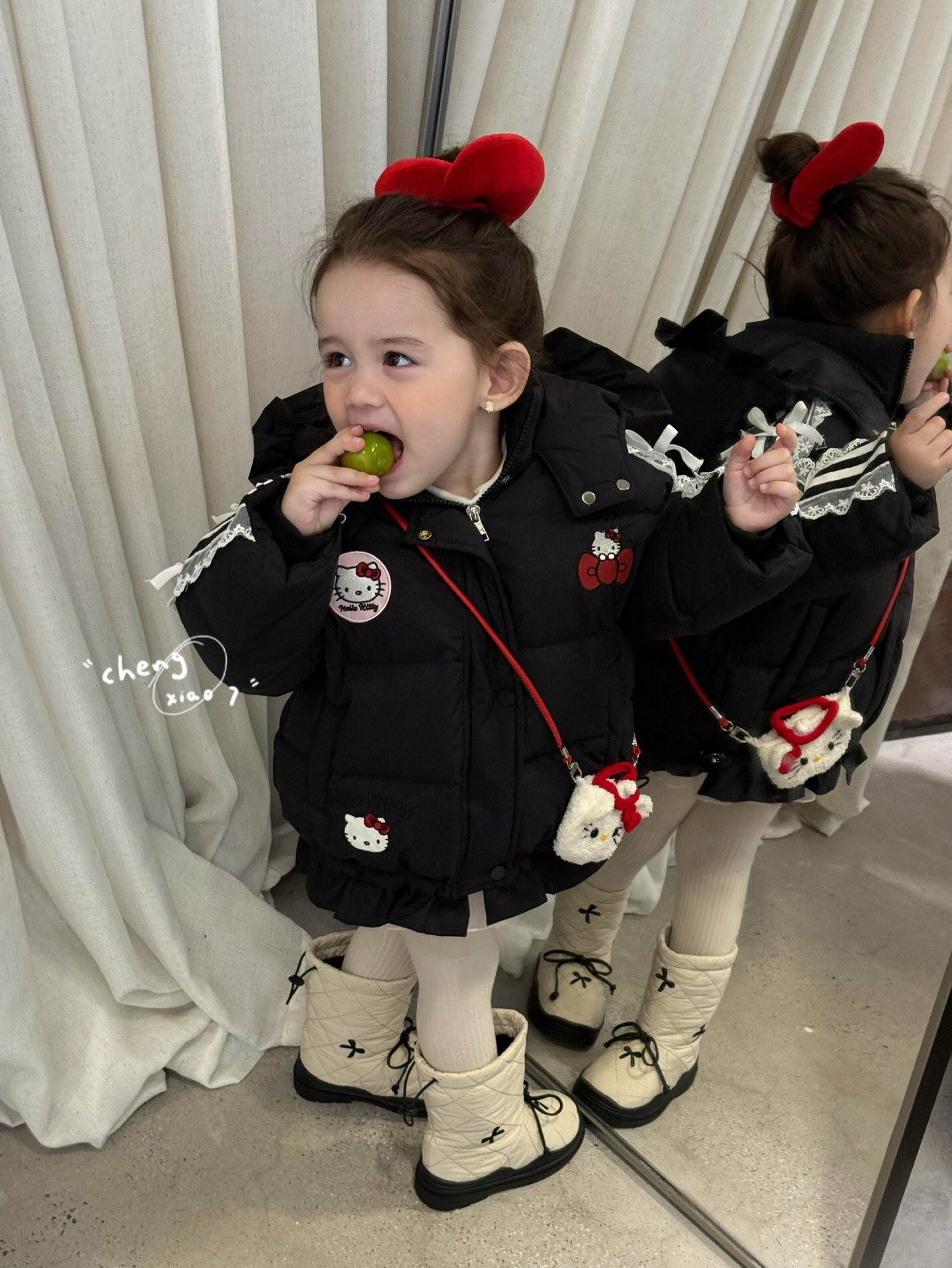 【橙小七正版】黑色花边袖 KT猫 常规款 女童羽绒服