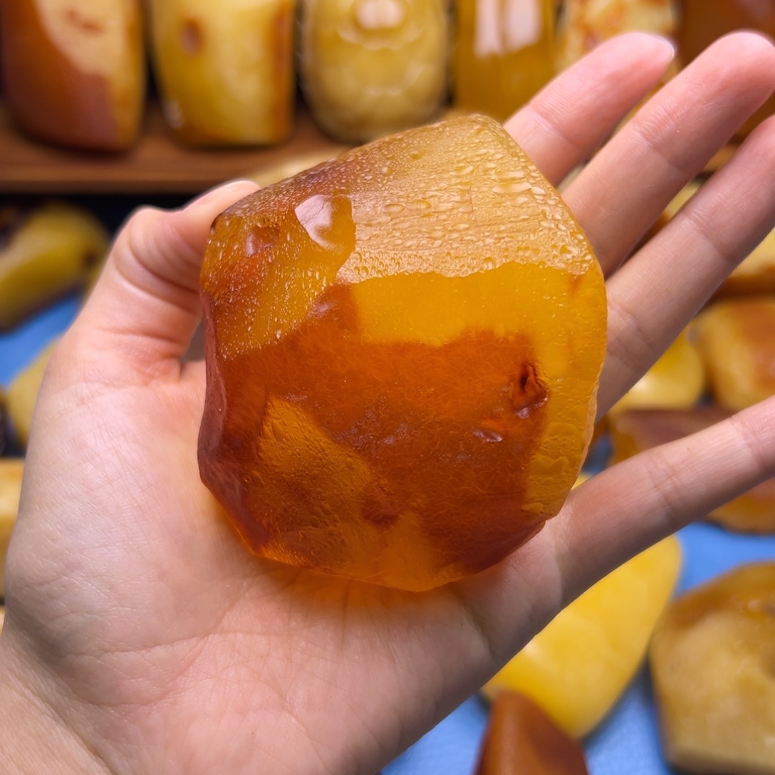 H***。定制琥珀未镶嵌琥珀蜜蜡