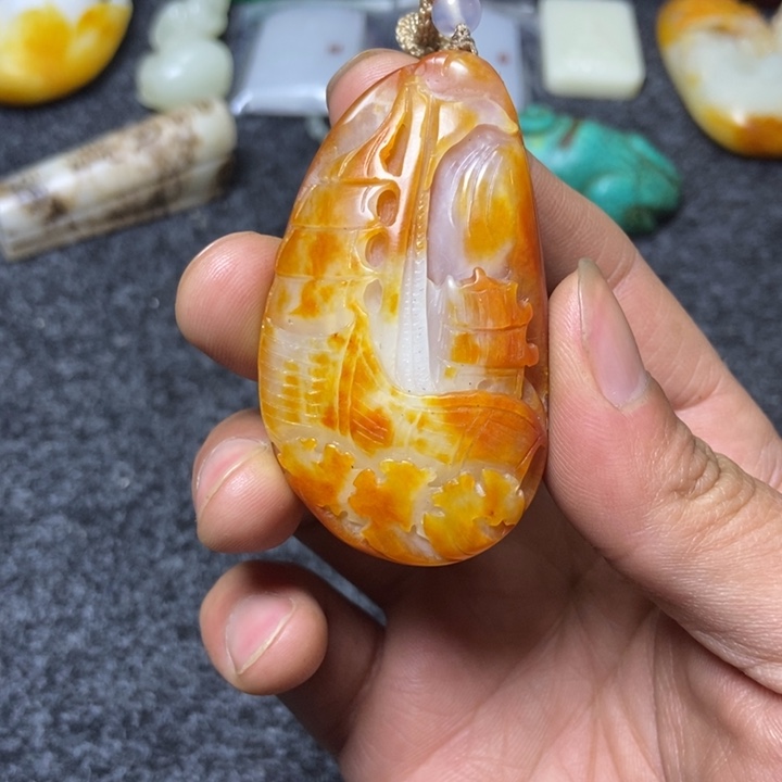 白玉菩提吊坠收藏
