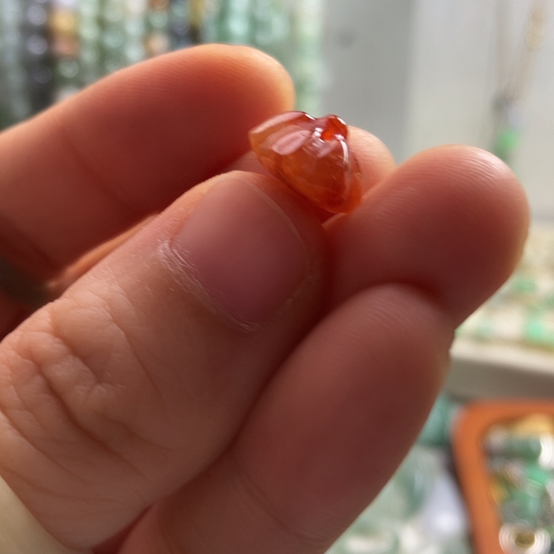 翡翠未镶嵌颈饰07