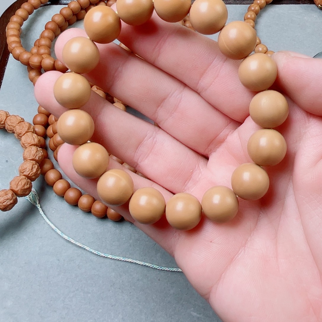 猴头核桃手串瑕疵正圆光珠