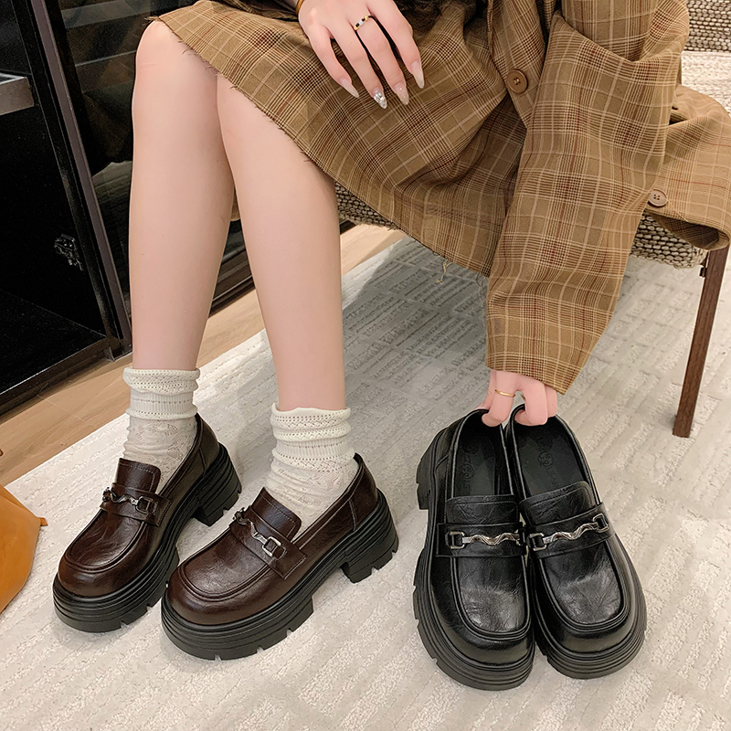 厚底英伦小皮鞋女2025年新款秋季百搭一脚蹬小个子增高懒人乐福鞋