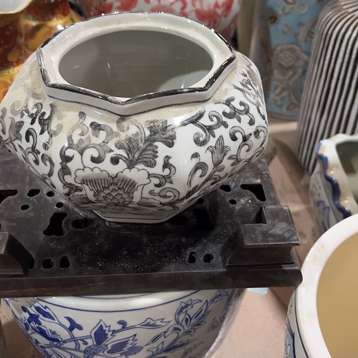 瓷片瑕。。。。。。。。。。。。。。