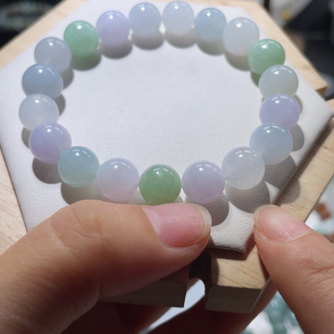 翡翠手串未镶嵌雪****好卡9.5到10.2多宝19颗