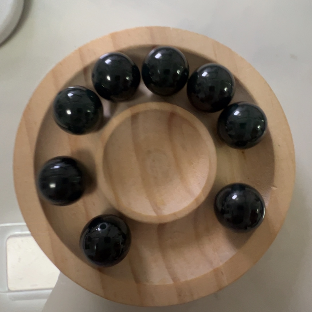 宗***垚翡翠散珠天然缅甸墨翠A货卡16mm珠子（全透）