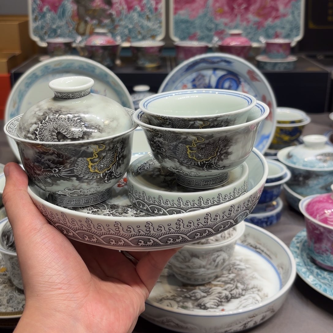 杯子叫***哥景德镇陶瓷学院