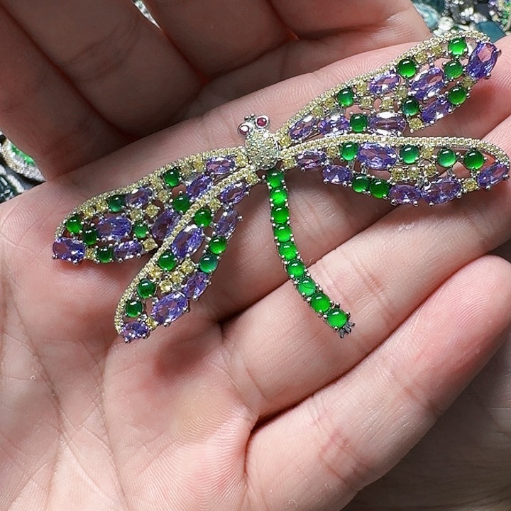 翡翠颈饰未镶嵌天然A货翡翠放漏