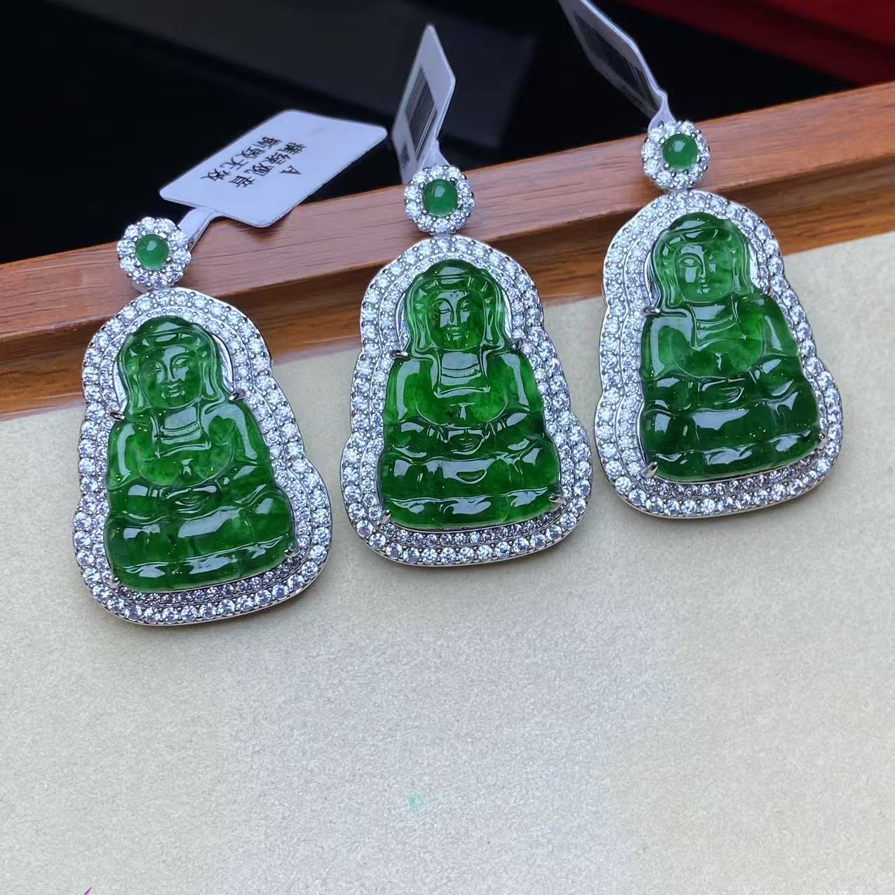 15997天然A货翡翠【观音】多样性发一个