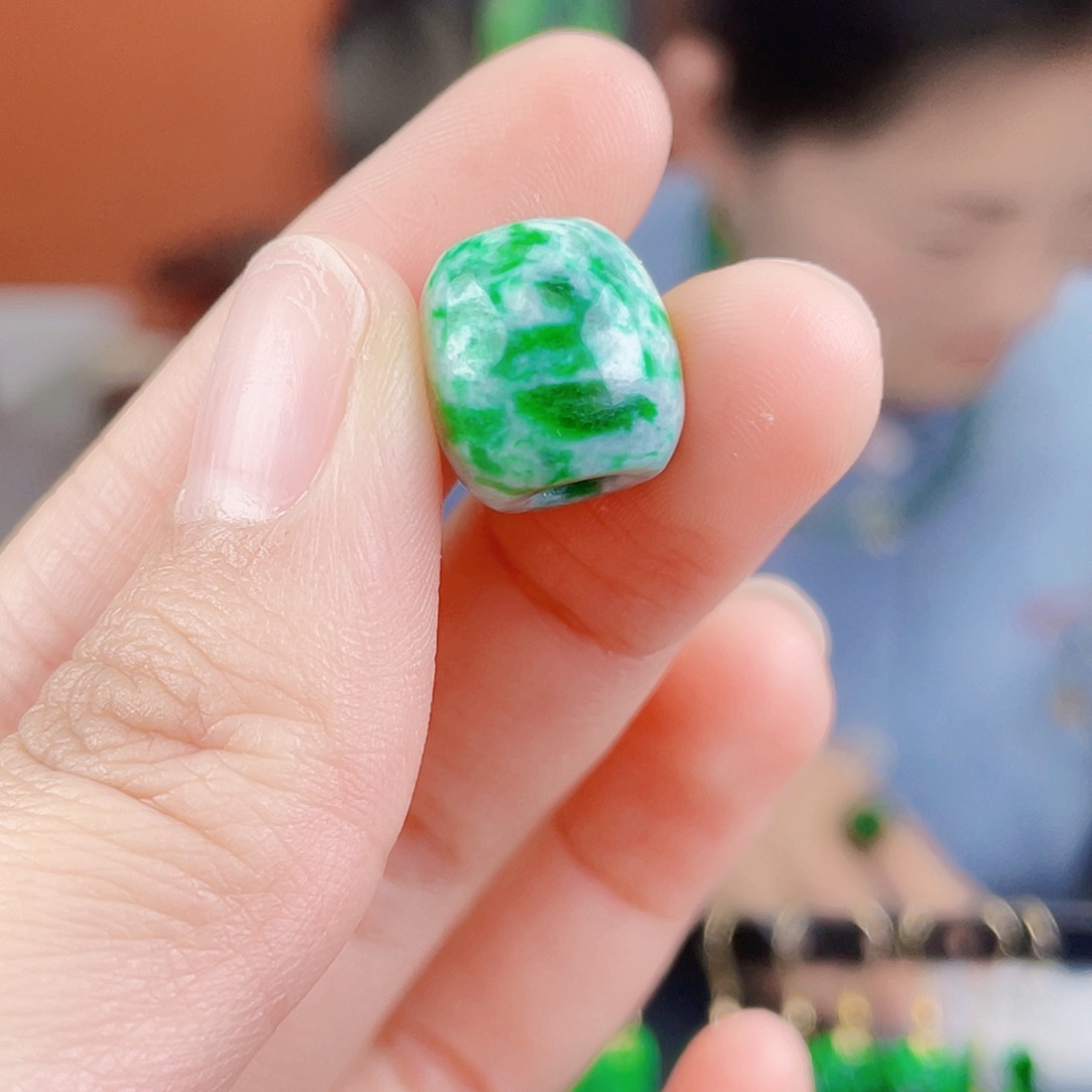 翡翠未镶嵌耳饰饰品