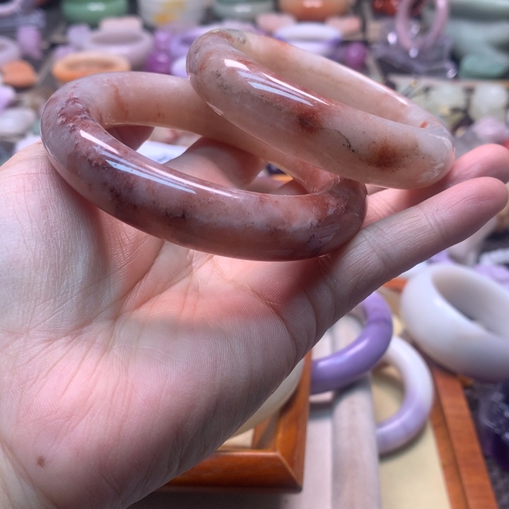 石英岩玉未镶嵌2条风花雪月54.5微微