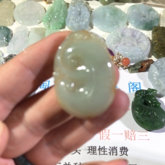 颈饰未镶嵌翡翠福利