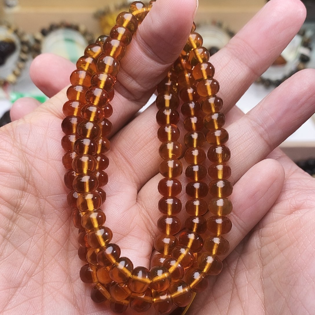 琥珀未镶嵌裸石7金豆油红