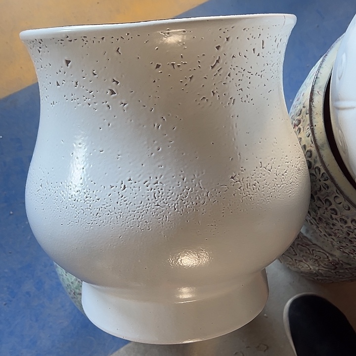 微瑕高度30厘米口径27厘米