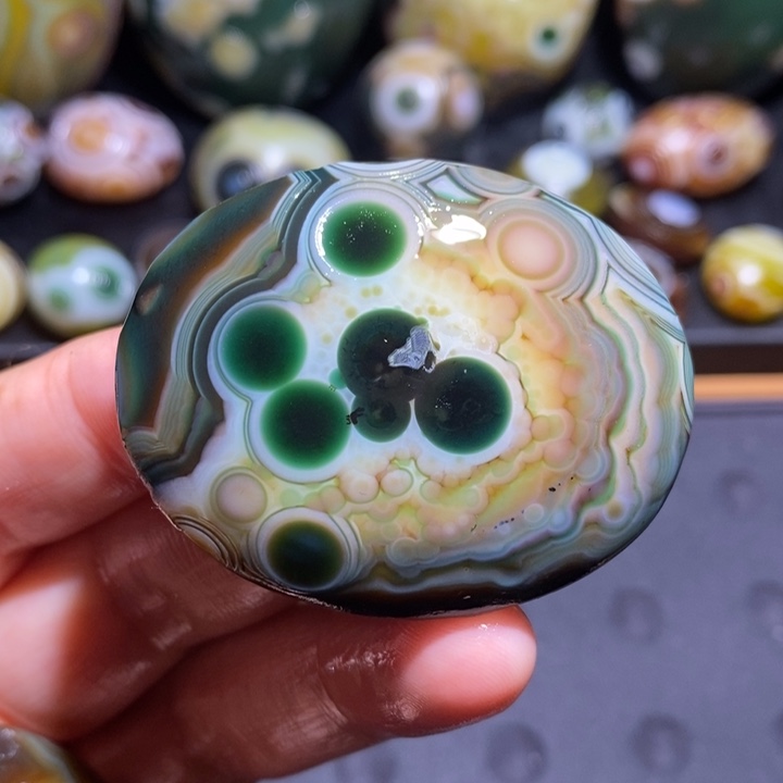 未镶嵌玛瑙/玉髓珠宝半成品39