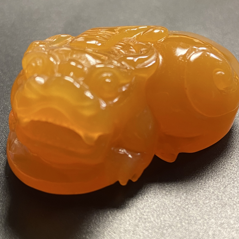 《双杏轩玉雕》 缅黄貔貅挂件