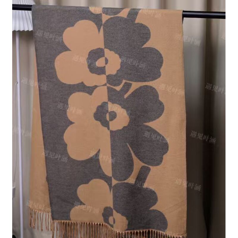 QD005卡其绒花（70*180）女士围巾