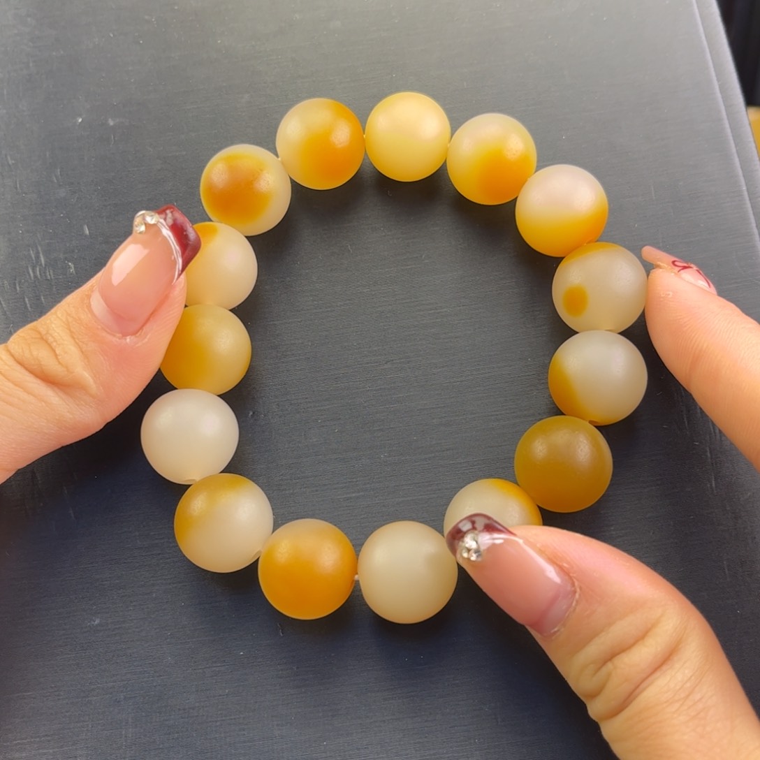 石英质玉黄蜡石手串未镶嵌福**海