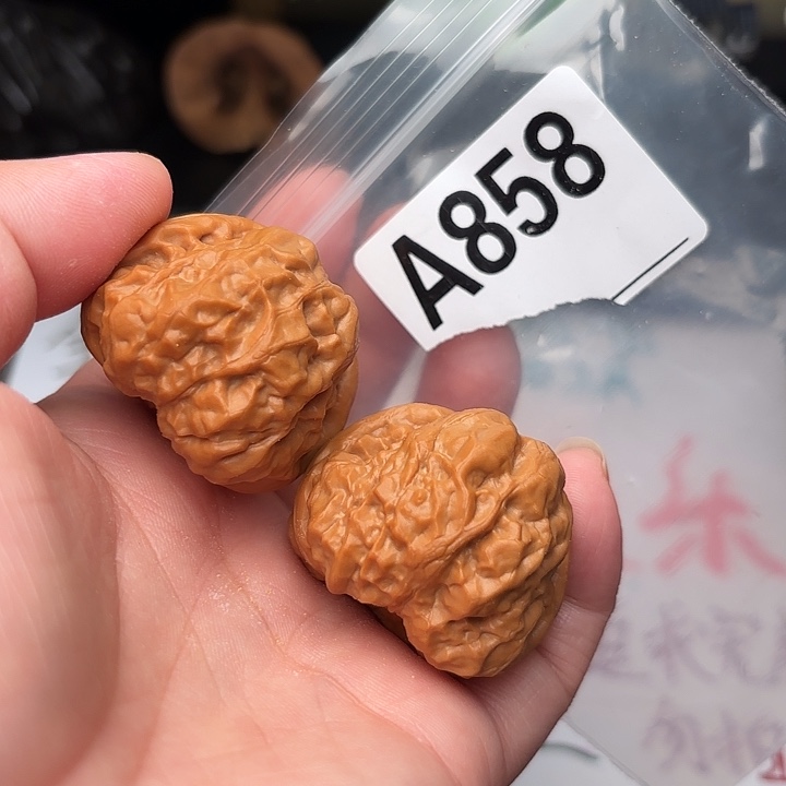 桃核把件蛤蟆头37