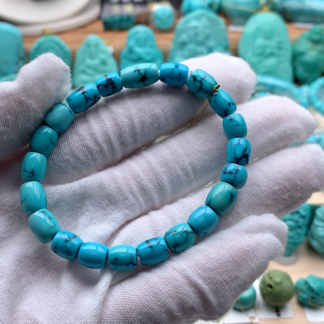 绿松石颈饰未镶嵌