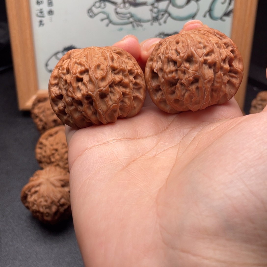 k***6文玩核桃把件42全品磨盘
