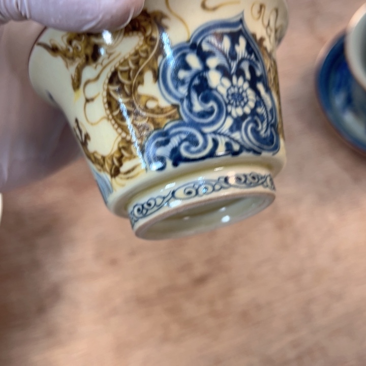 瓷片釉里金穿花龙马蹄盖碗全品