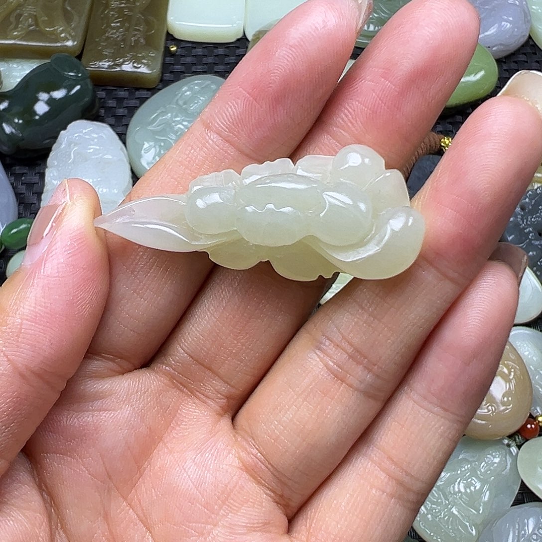 和田玉未镶嵌颈饰卡48.3