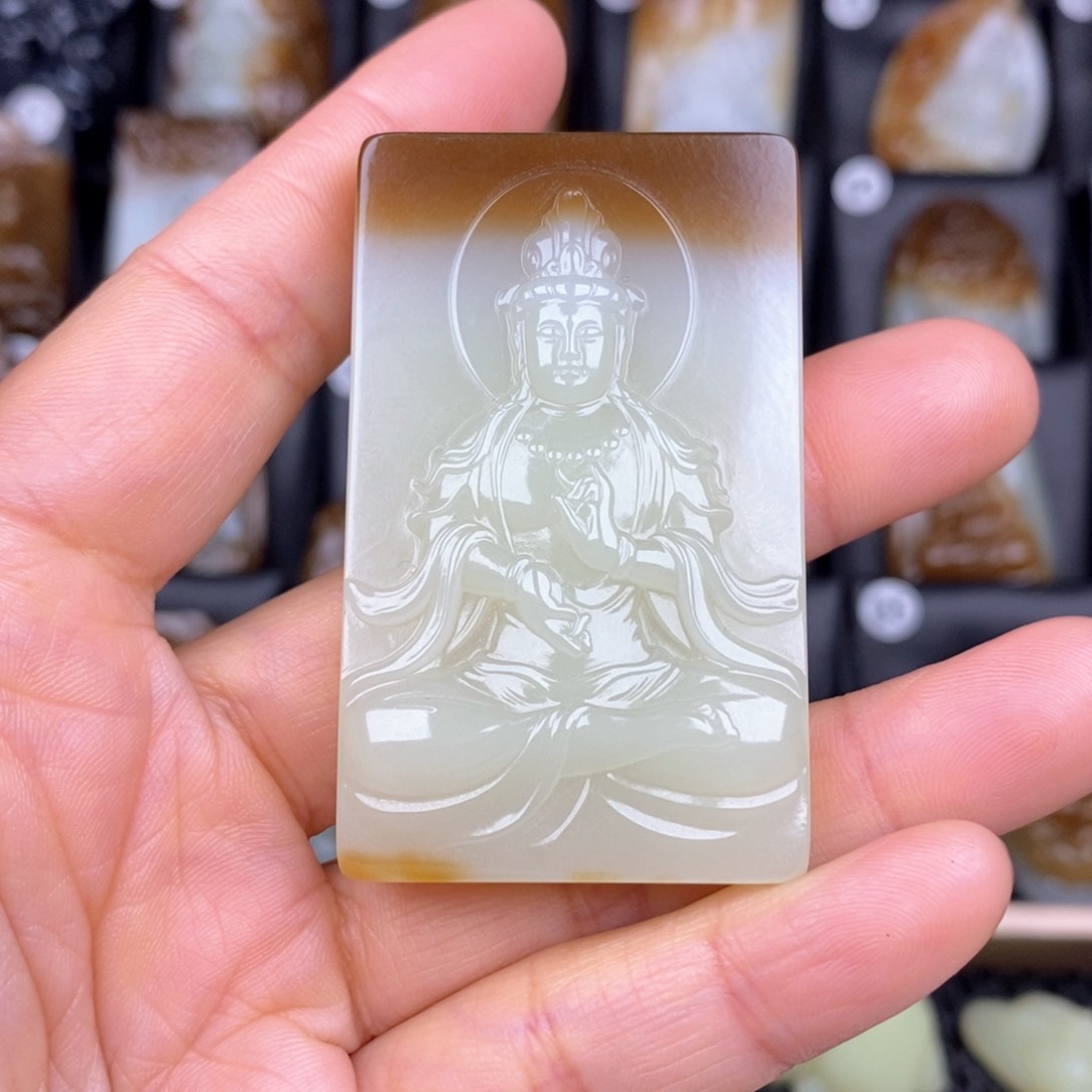 和田玉颈饰未镶嵌b****u