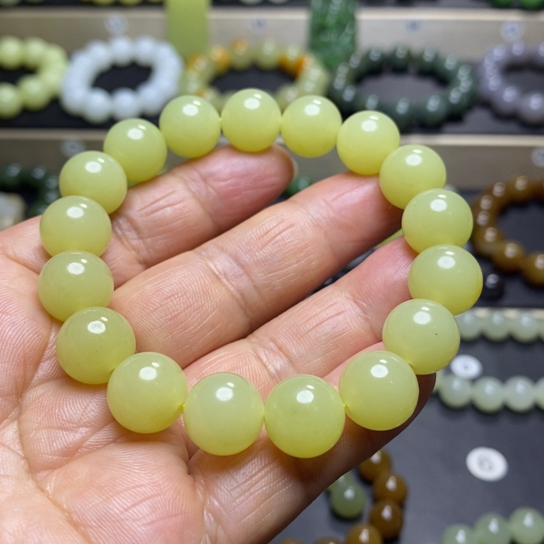 和田玉手串未镶嵌