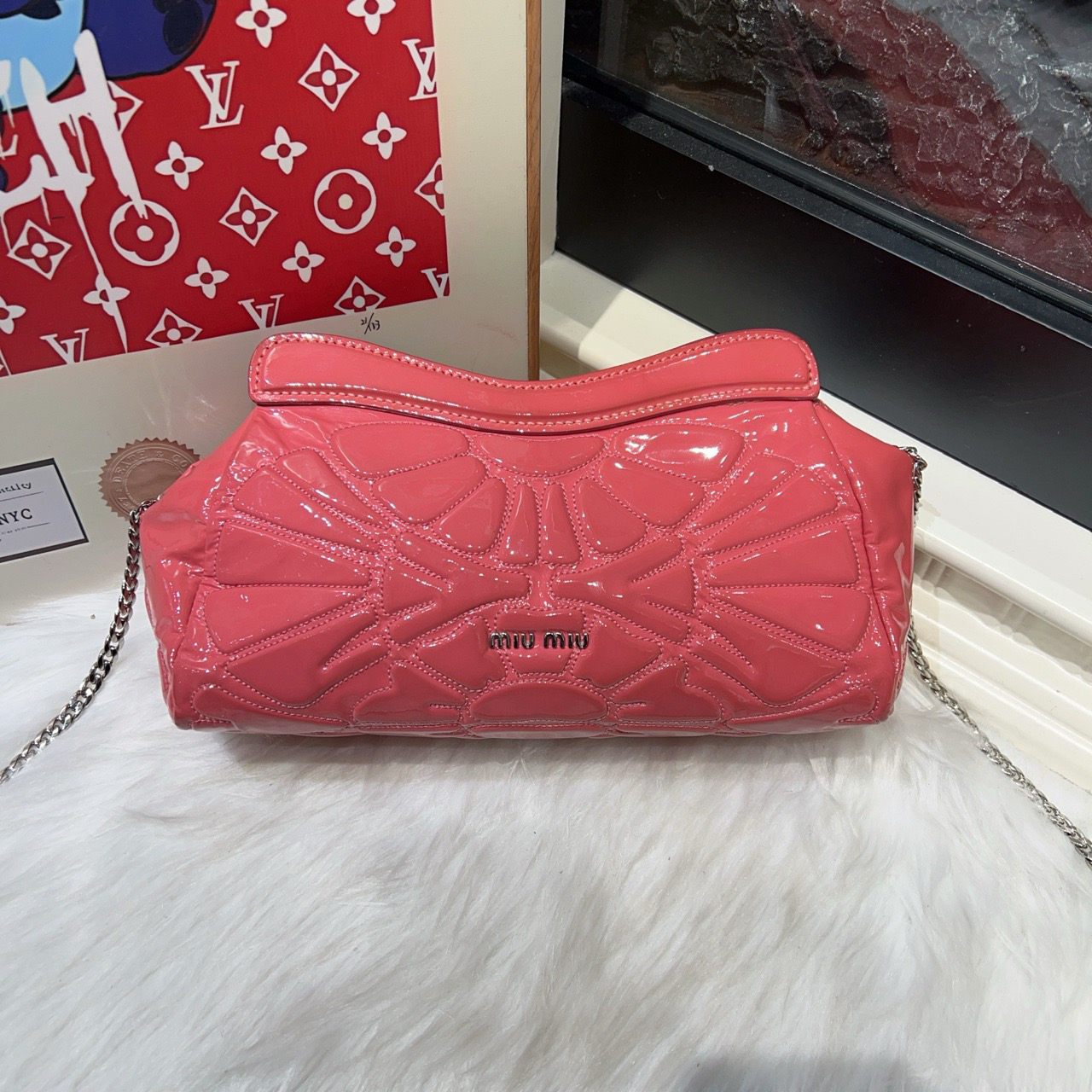 95新 MIU MIU/缪缪 缪缪链条斜挎包 cj3271