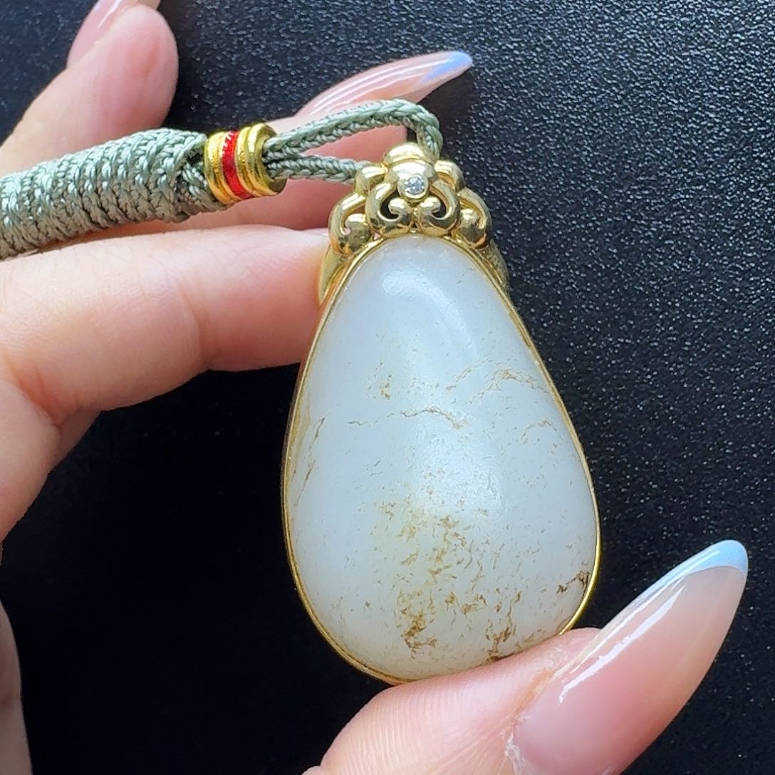 和田玉未镶嵌挂件