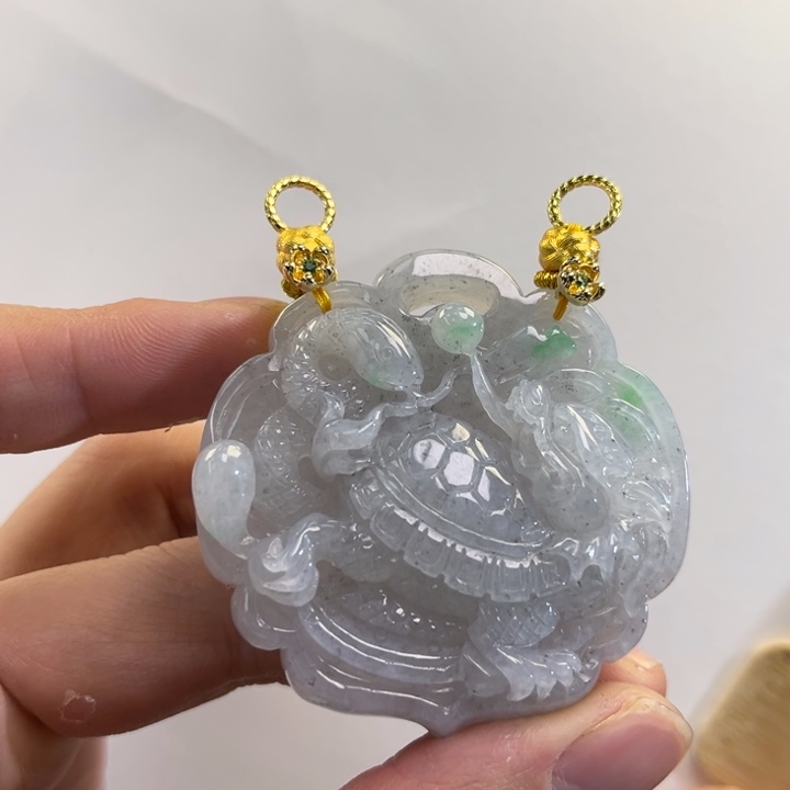 翡翠吊坠(赠链)未镶嵌代编织