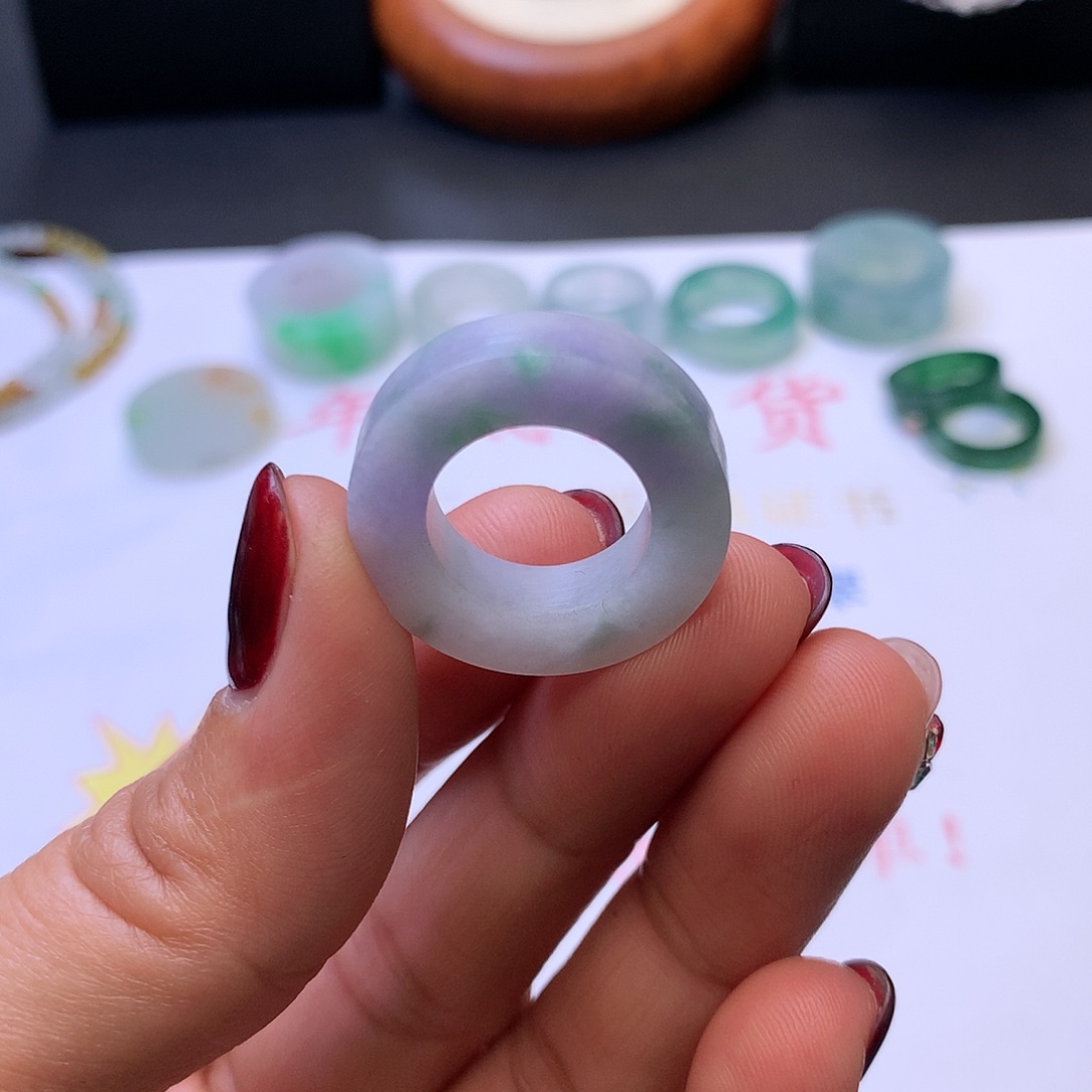 定制翡翠未镶嵌翡翠戒指10/17