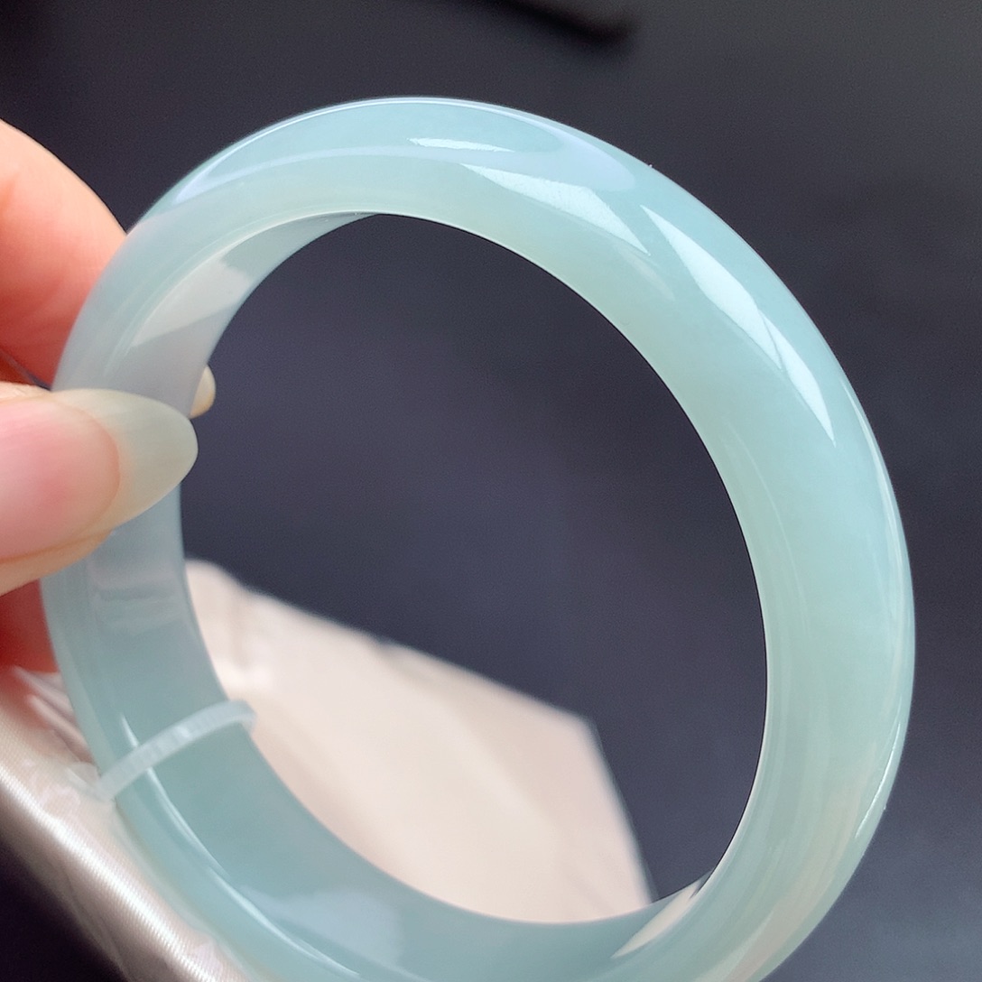 翡翠未镶嵌手镯56.5圈口