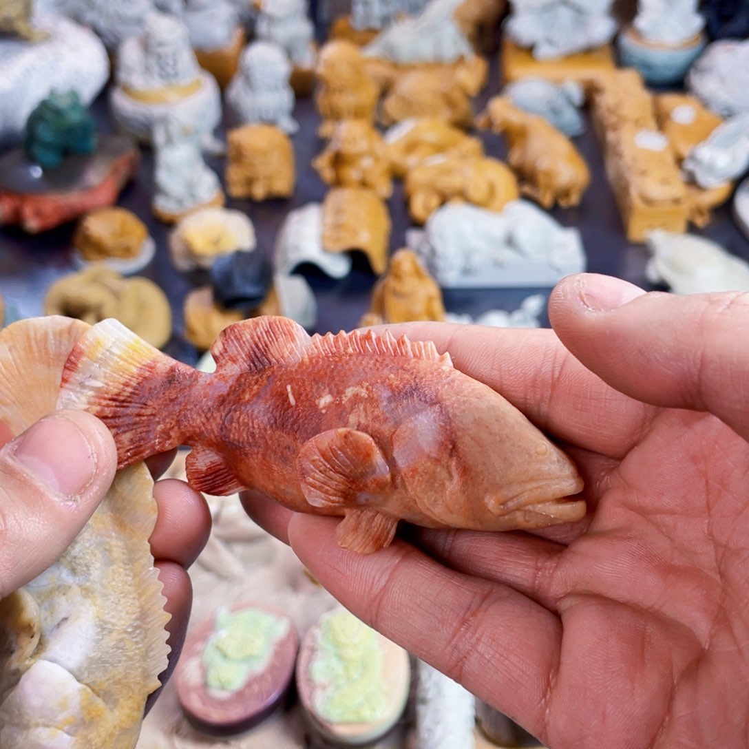 寿山石鱼手工雕刻