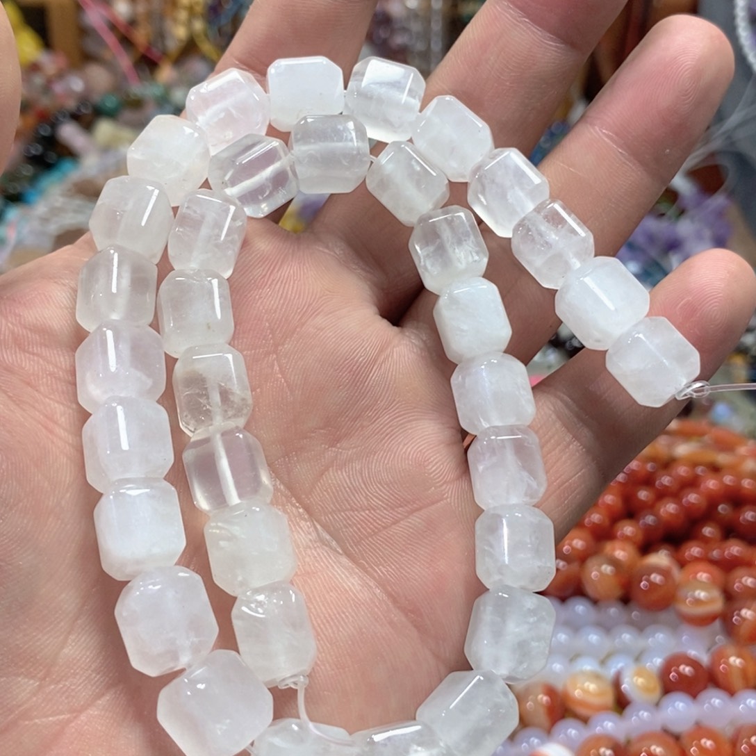 玛瑙/玉髓未镶嵌珠宝半成品天然白水晶方糖一条卡10mm