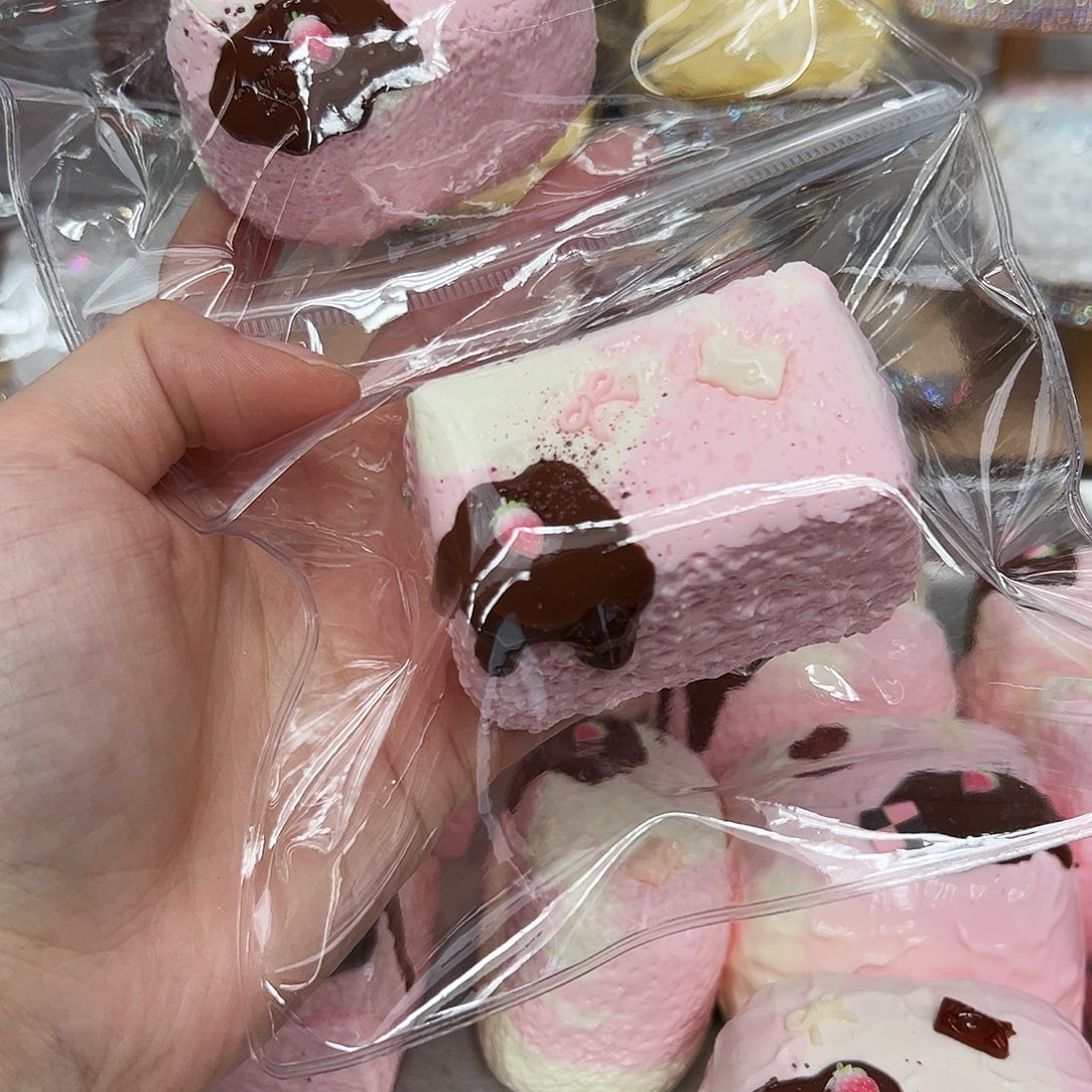 硅胶乳膏草莓白巧微缩2件230g