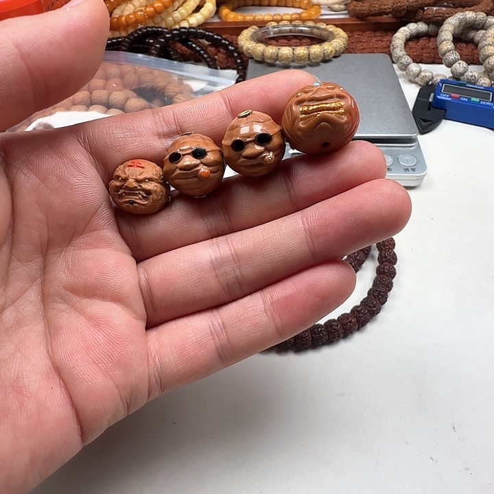 猴头核桃吊坠四个单籽