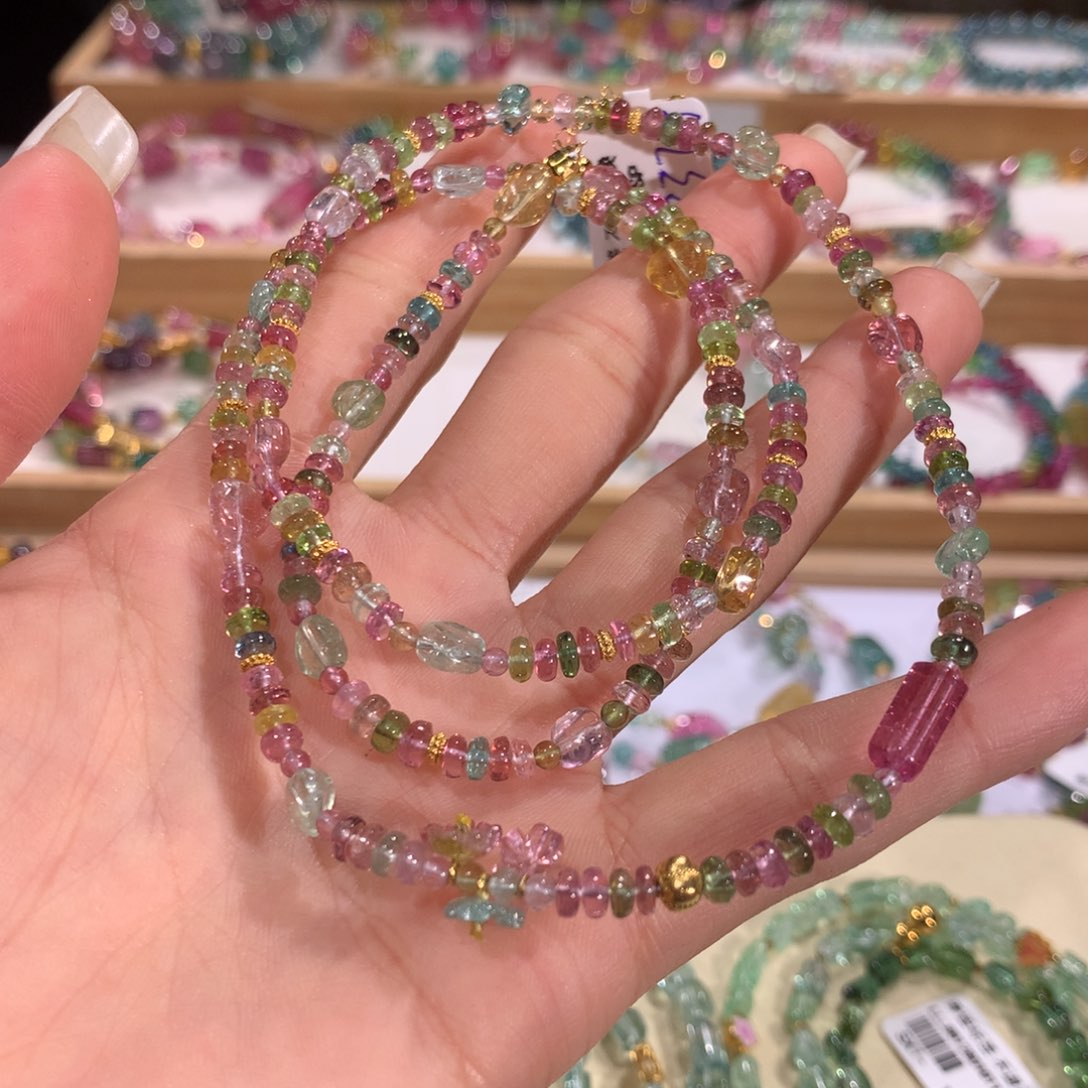 碧玺多样性发货一件未镶嵌