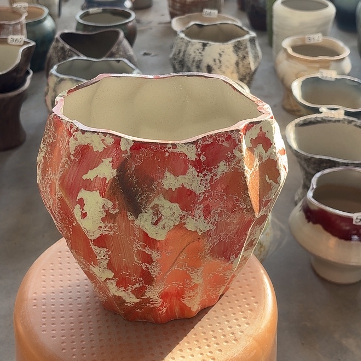 口16高22窄口13带孔一个